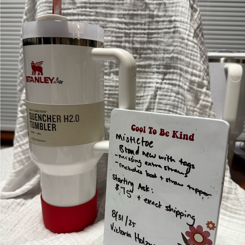 Stanley Quencher H2.0 Tumbler - Mistletoe